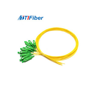 FTTH PC UPC APC Chế độ đơn Sợi bím tóc Simplex Duplex 0,9mm