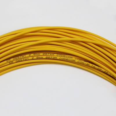 Uniboot LC Fiber Jumper 1M LC UPC đến LC UPC Đơn phương thức G657.A1 BendInsensitive 2mm LSZH Loss thấp 0.15dB Fiber Patch Cord