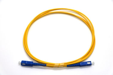 Cáp nối sợi đơn chế độ màu vàng 9/125 Đầu nối SC / UPC Chiều dài tùy chỉnh